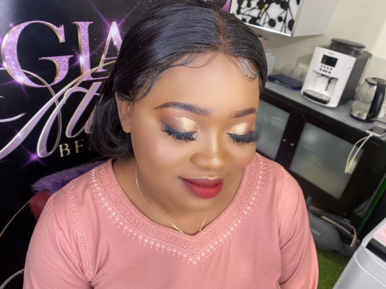 Glam-Attitude Maquillage - mise en beaute (13)