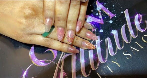 Glam-Attitude Soins et beauté des mains (18)